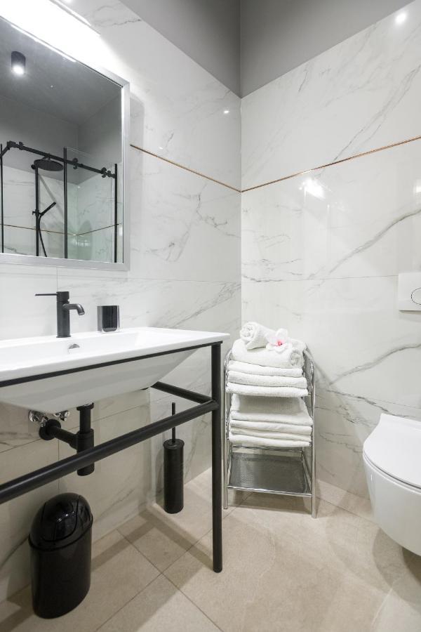 Luxury Apartment At The Main Square Krakow Dış mekan fotoğraf